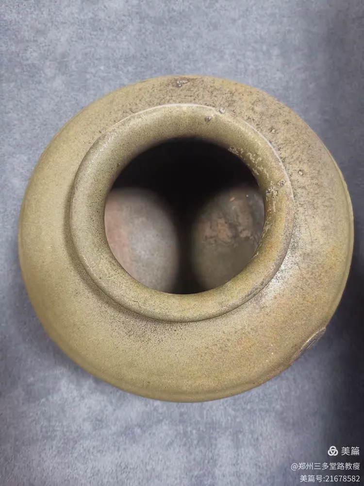 相州窑重弦纹青瓷罍鉴赏